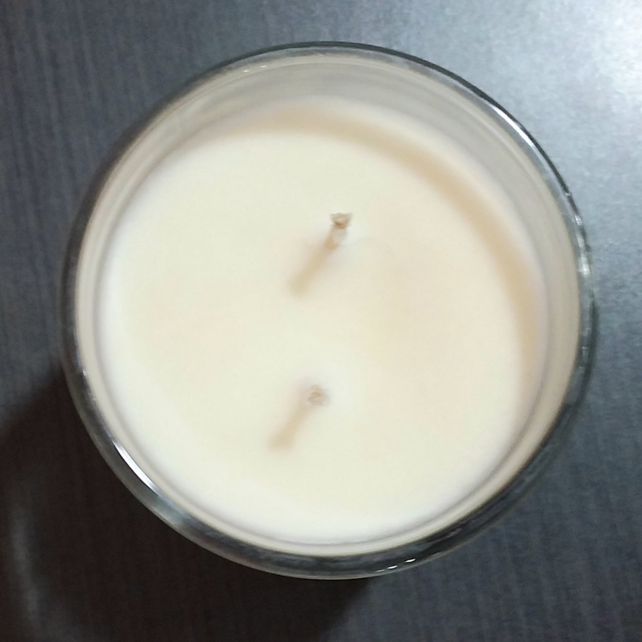 Vanilla Cove Soy Candle 50 hour Lavender Fragrance in clear glass jar image shows 2 wicks