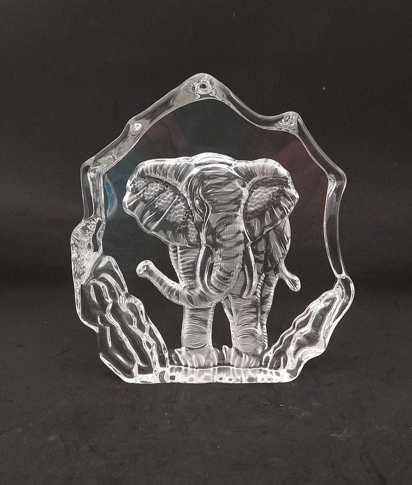 Paperweight Elephant Iceberg