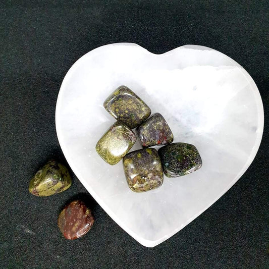 Tumbled Stone Bloodstone