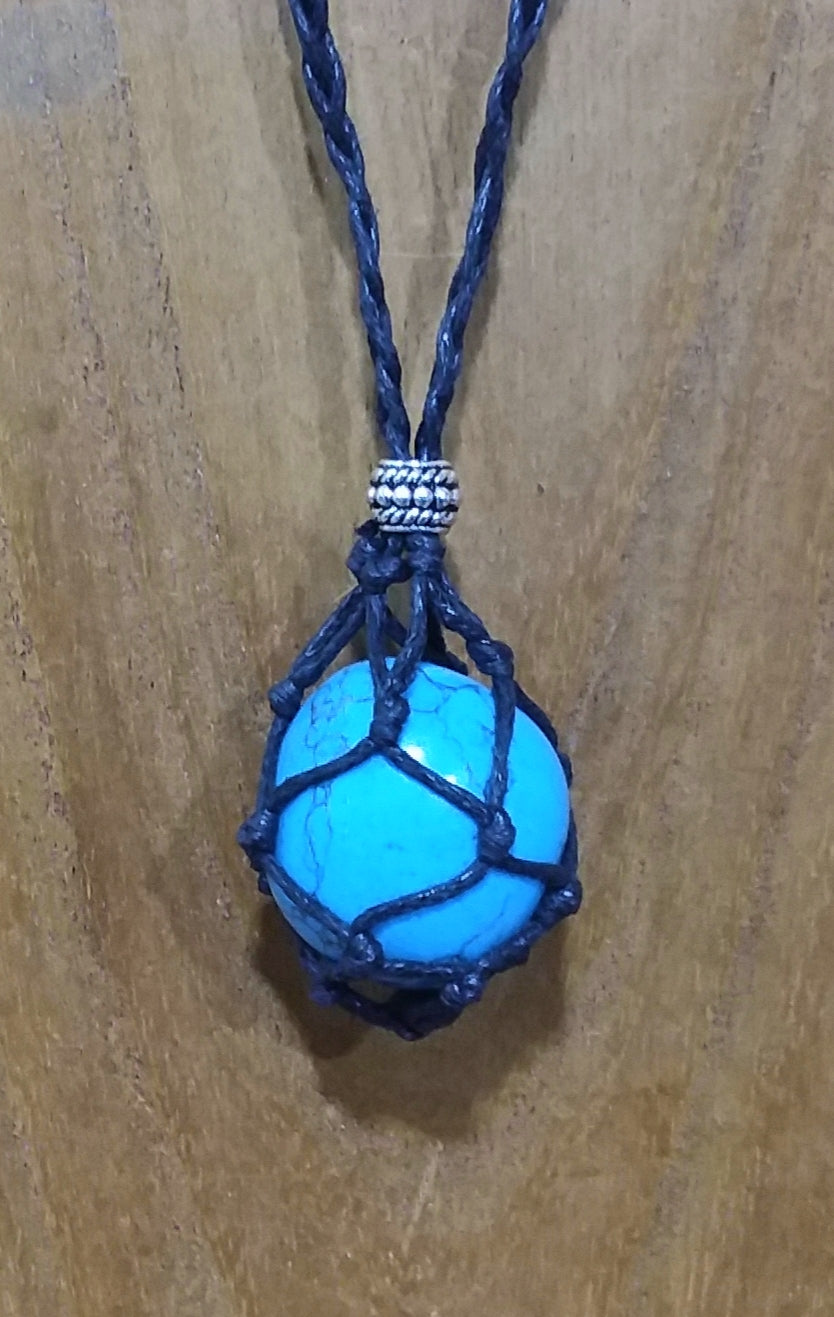 Necklace Net Blue Howlite