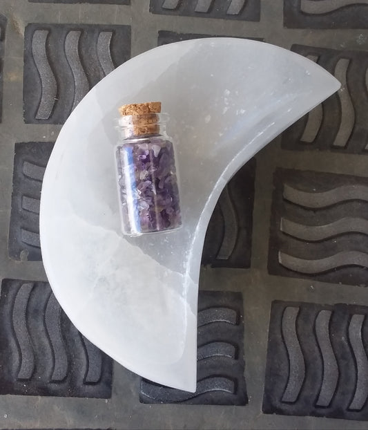 Mini bottle of Amethyst Crystal Chips