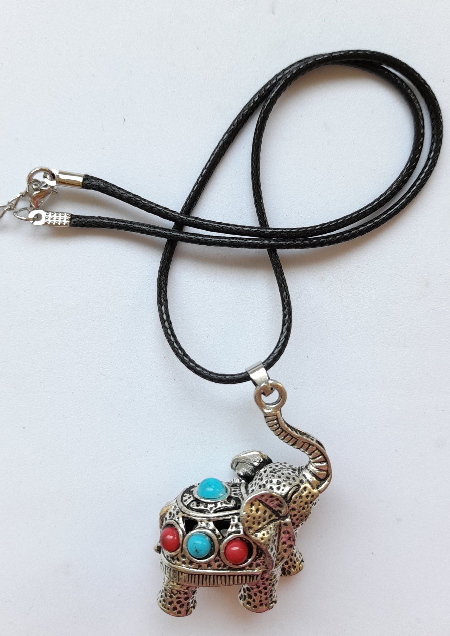 Necklace Elephant Red and Blue