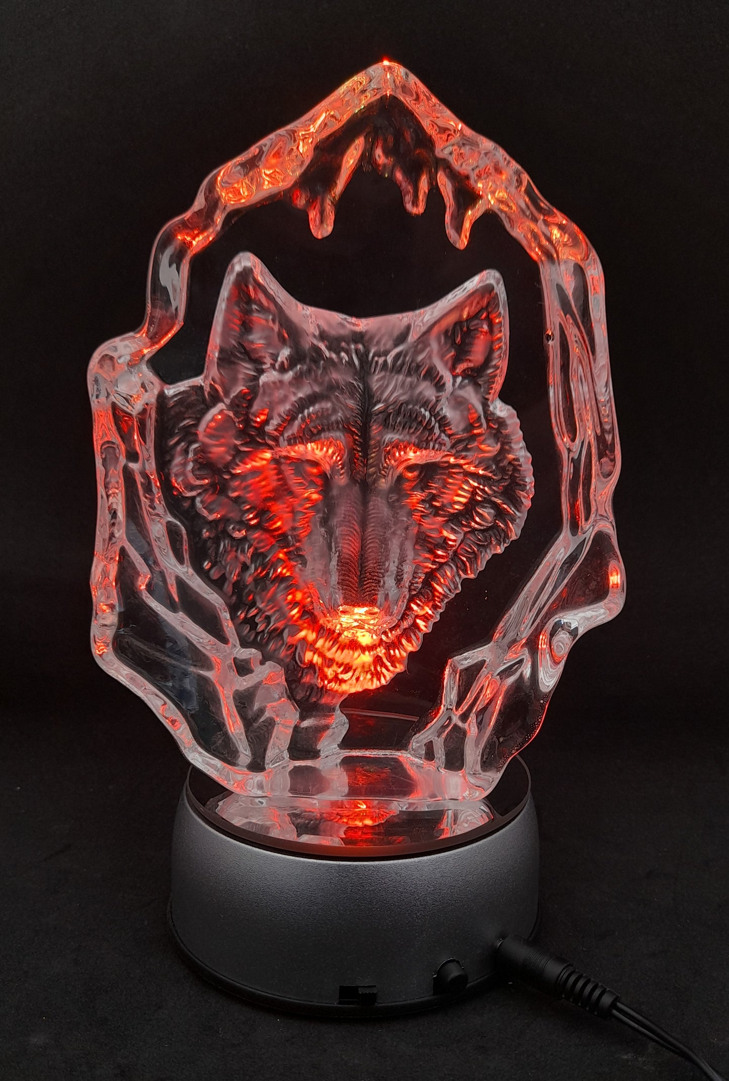 Paperweight Wolf Head Iceberg